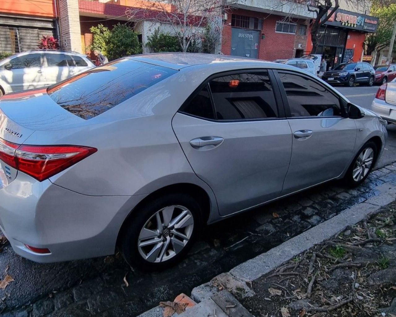 Toyota Corolla Usado en Buenos Aires, deRuedas
