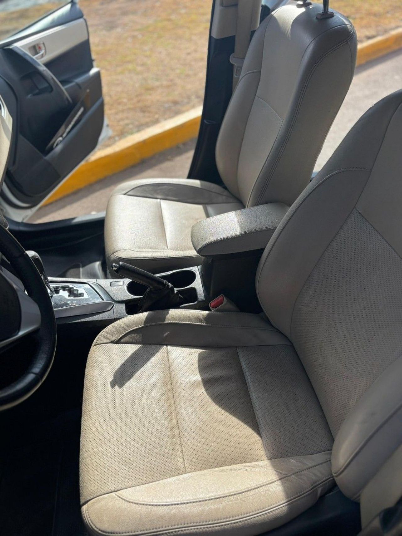 Toyota Corolla Usado Financiado en Mendoza, deRuedas