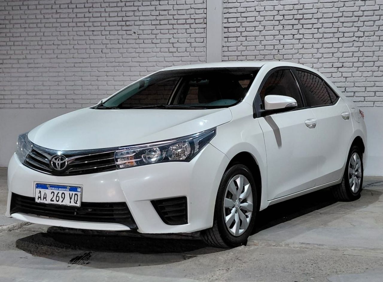 Toyota Corolla Usado Financiado en Mendoza, deRuedas