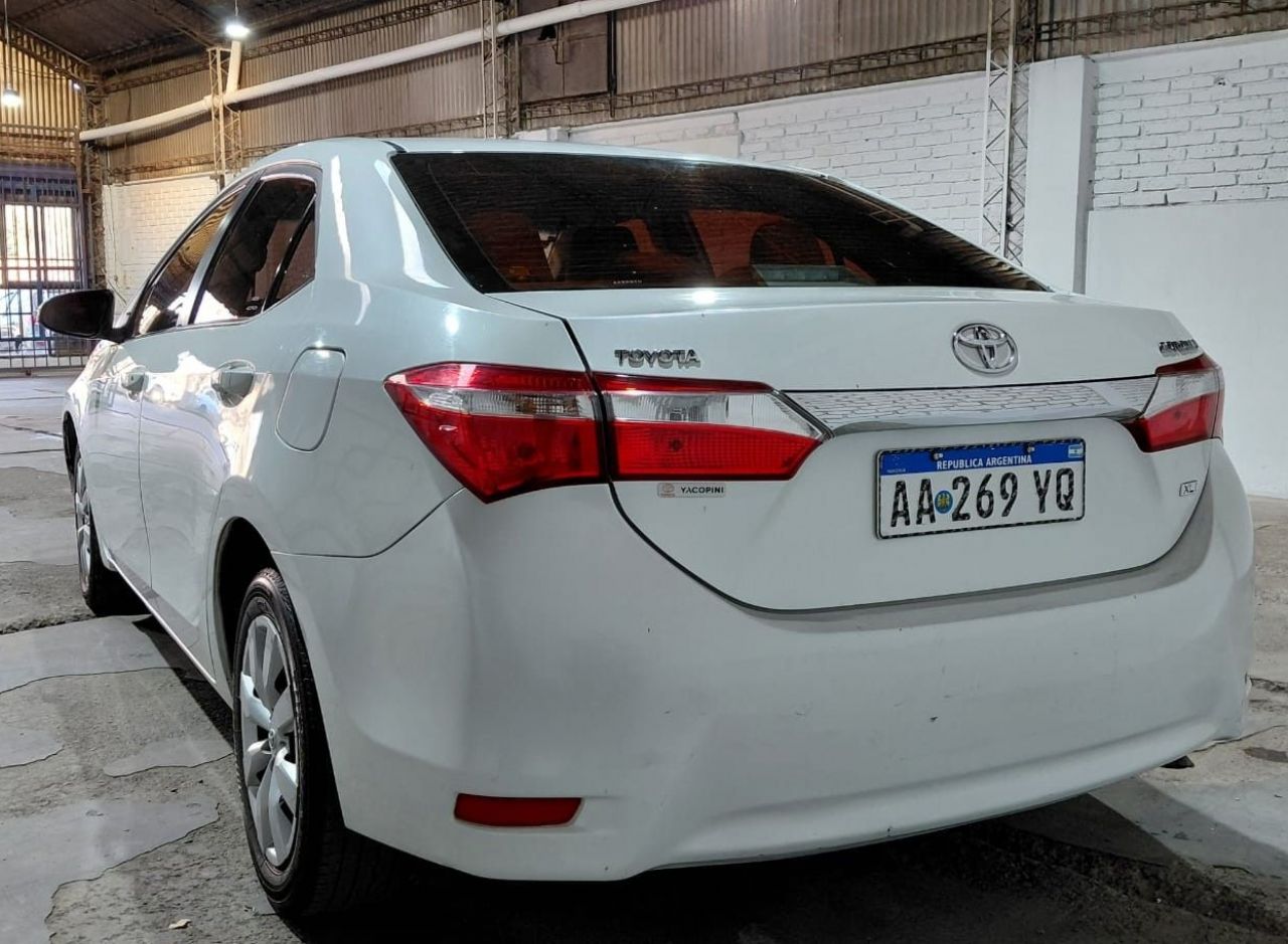 Toyota Corolla Usado Financiado en Mendoza, deRuedas
