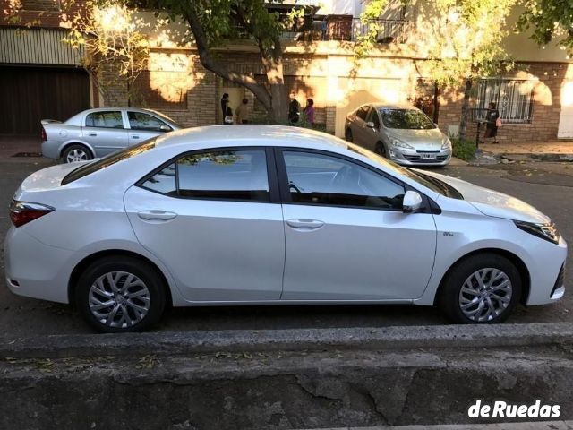 Toyota Corolla Usado en Mendoza, deRuedas