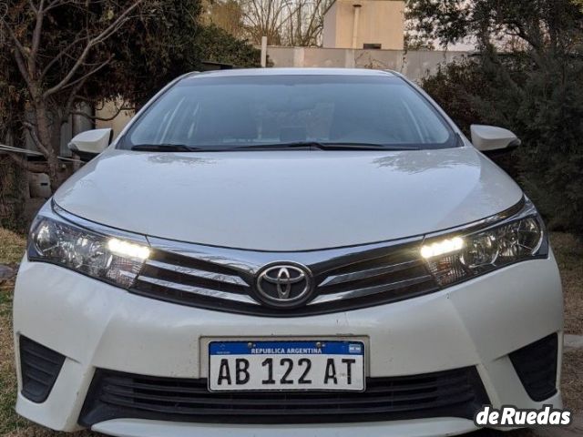 Toyota Corolla Usado en Mendoza, deRuedas