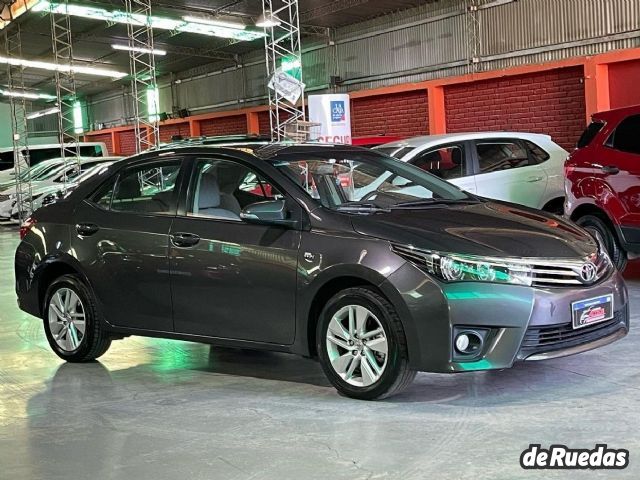 Toyota Corolla Usado en San Juan, deRuedas