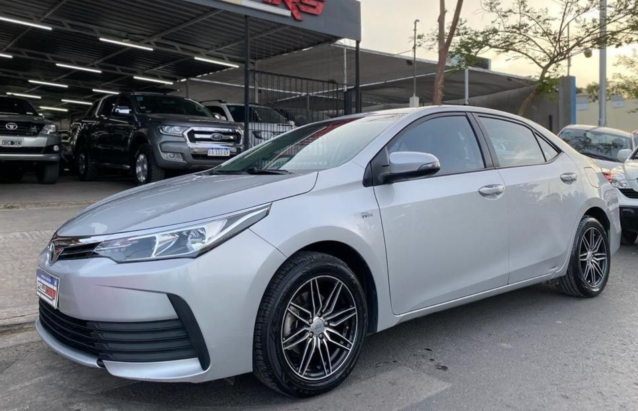 Toyota Corolla Usado en San Juan, deRuedas