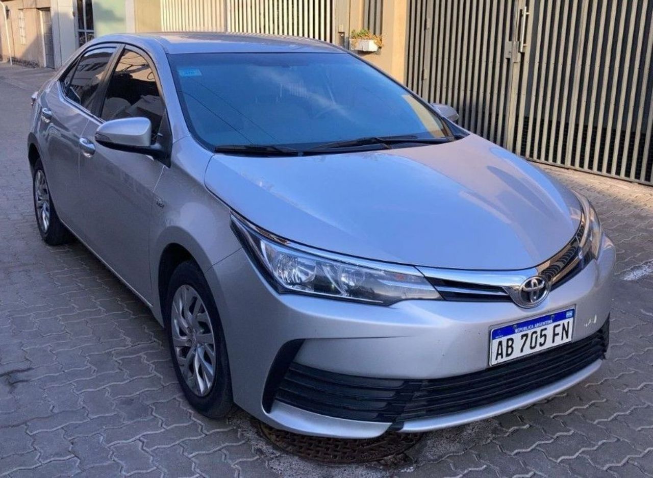Toyota Corolla Usado en Mendoza, deRuedas