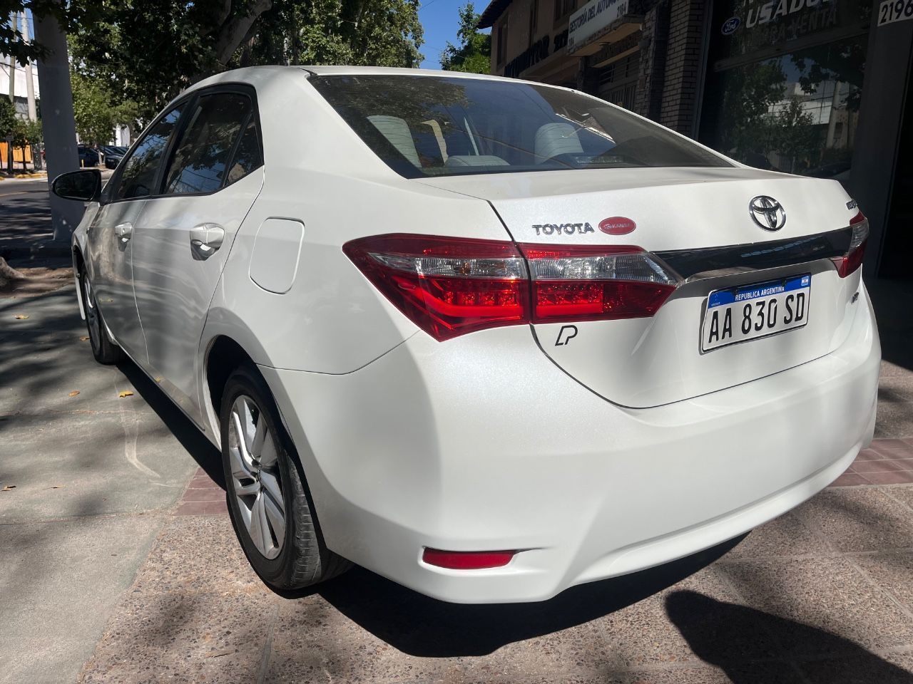 Toyota Corolla Usado Financiado en Mendoza, deRuedas