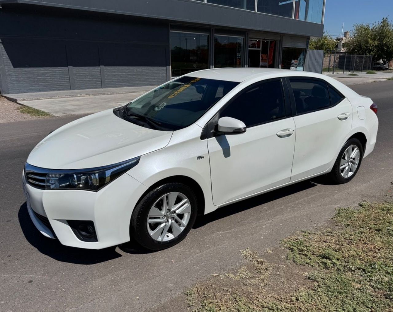 Toyota Corolla Usado en San Juan, deRuedas