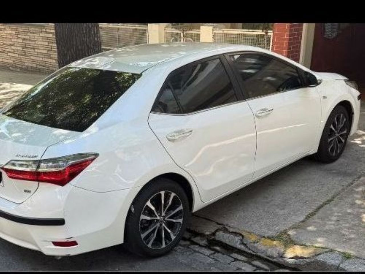 Toyota Corolla Usado en Buenos Aires, deRuedas