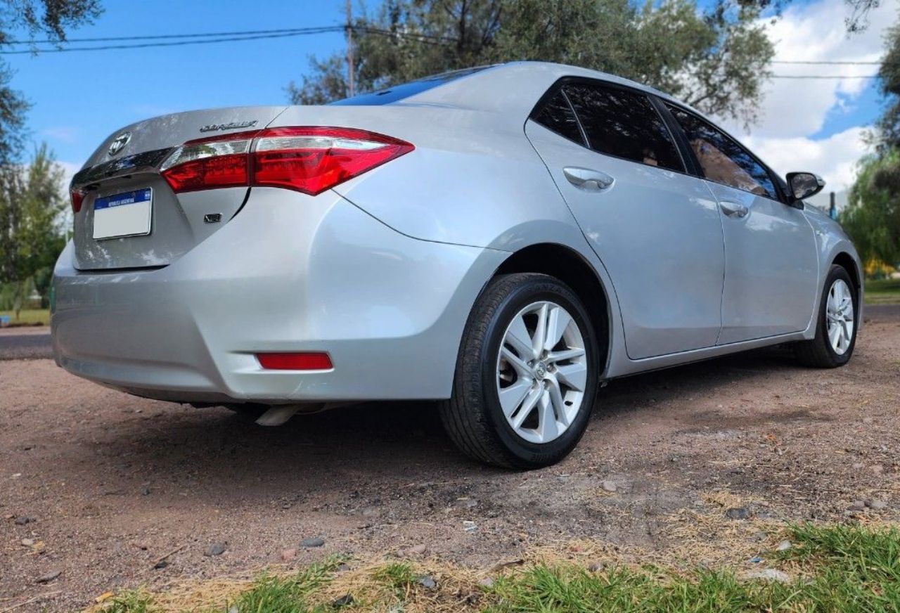Toyota Corolla Usado en Mendoza, deRuedas