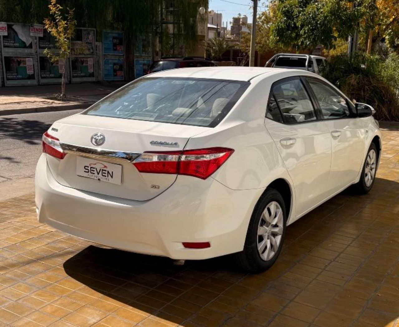 Toyota Corolla Usado en San Juan, deRuedas