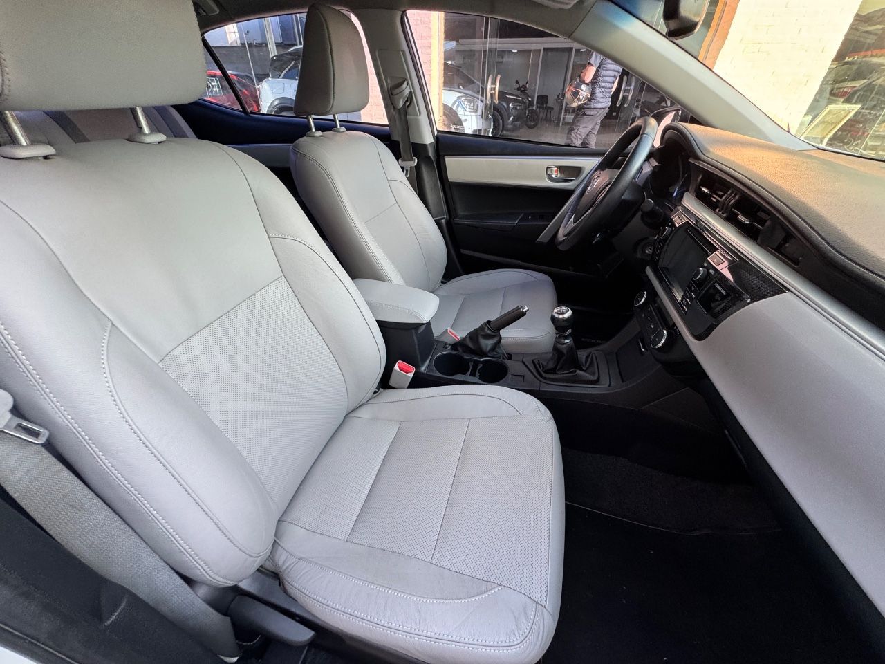 Toyota Corolla Usado Financiado en Mendoza, deRuedas
