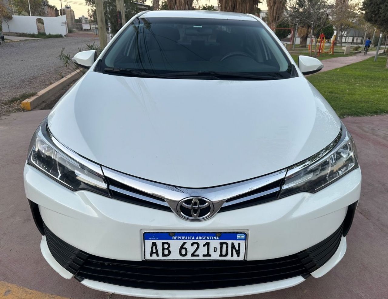 Toyota Corolla Usado Financiado en Mendoza, deRuedas