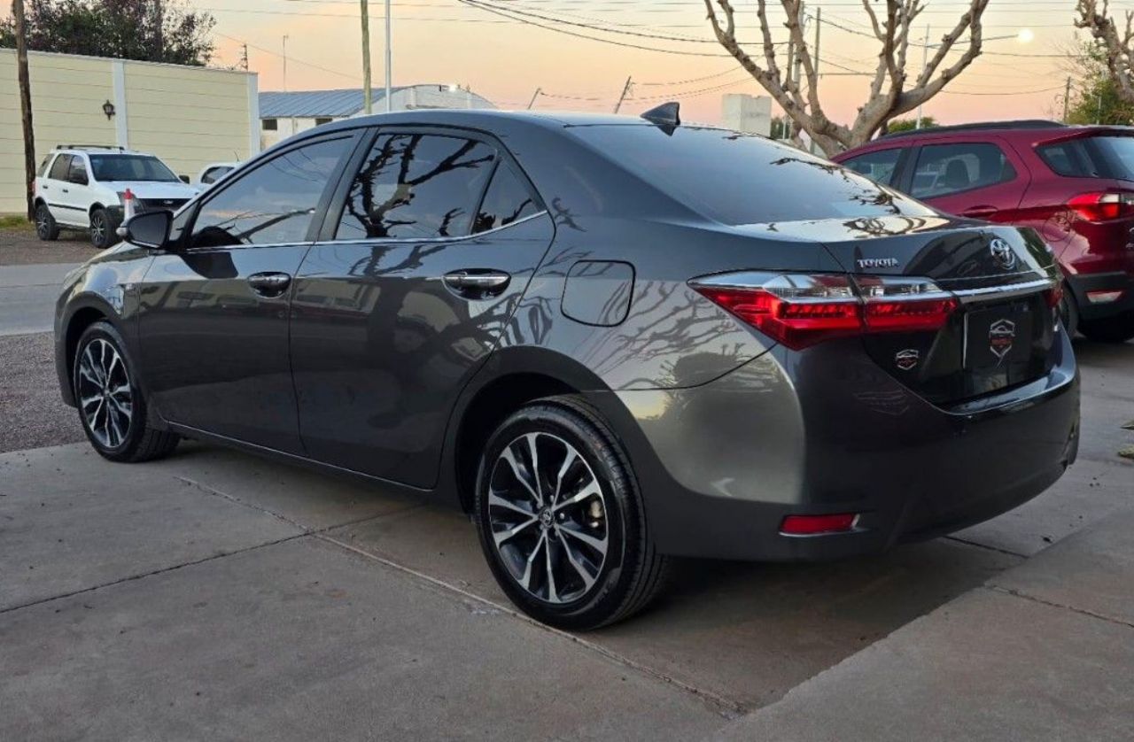 Toyota Corolla Usado Financiado en Mendoza, deRuedas