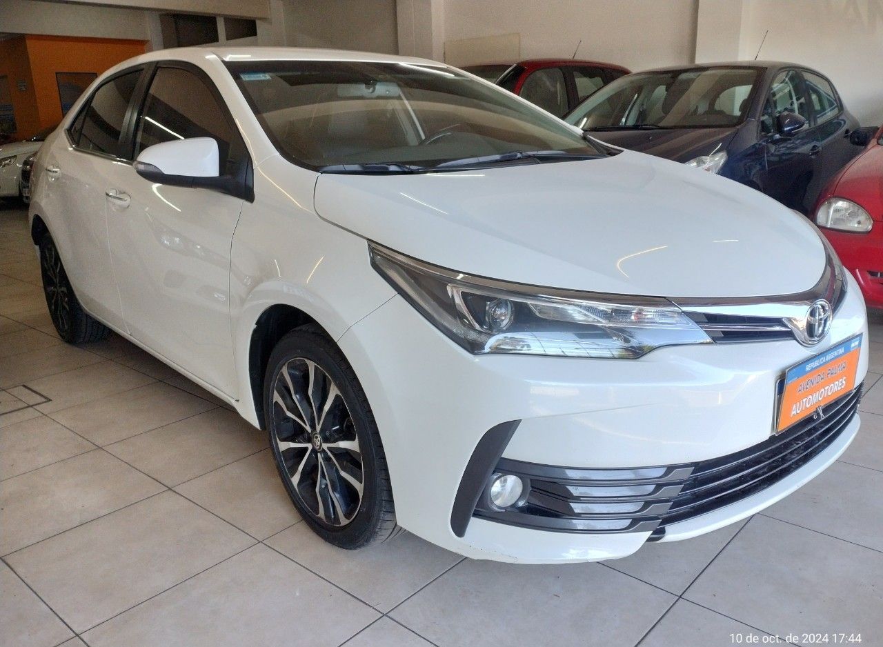 Toyota Corolla Usado Financiado en Mendoza, deRuedas