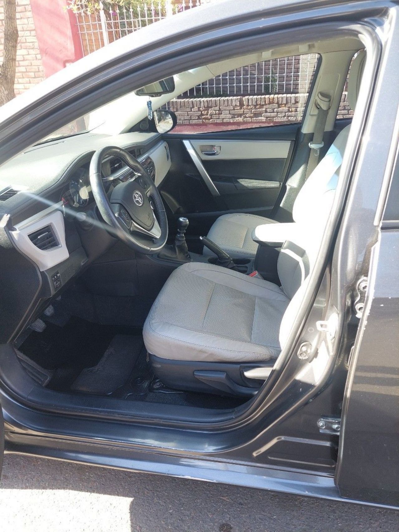 Toyota Corolla Usado en Mendoza, deRuedas