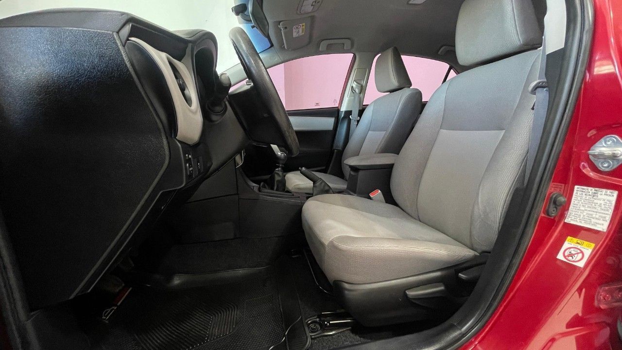 Toyota Corolla Usado Financiado en Mendoza, deRuedas