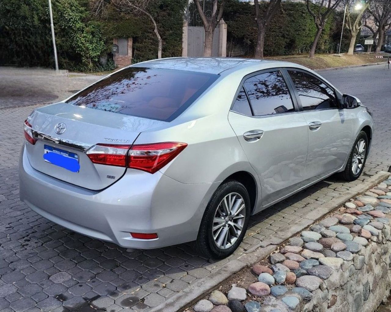 Toyota Corolla Usado en Mendoza, deRuedas