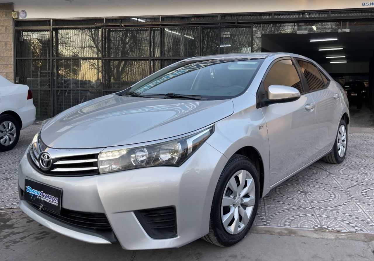 Toyota Corolla Usado Financiado en Mendoza, deRuedas