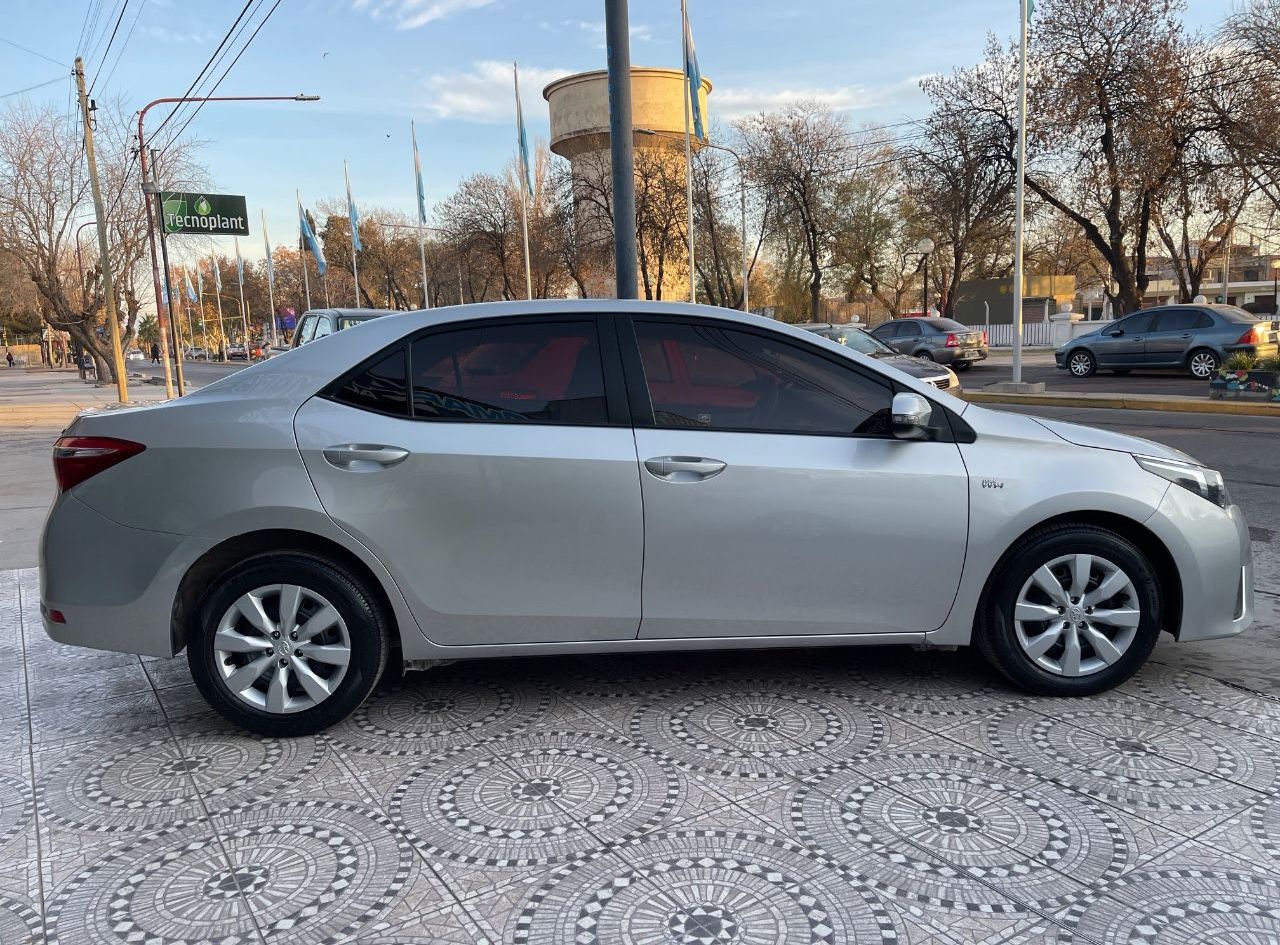 Toyota Corolla Usado Financiado en Mendoza, deRuedas
