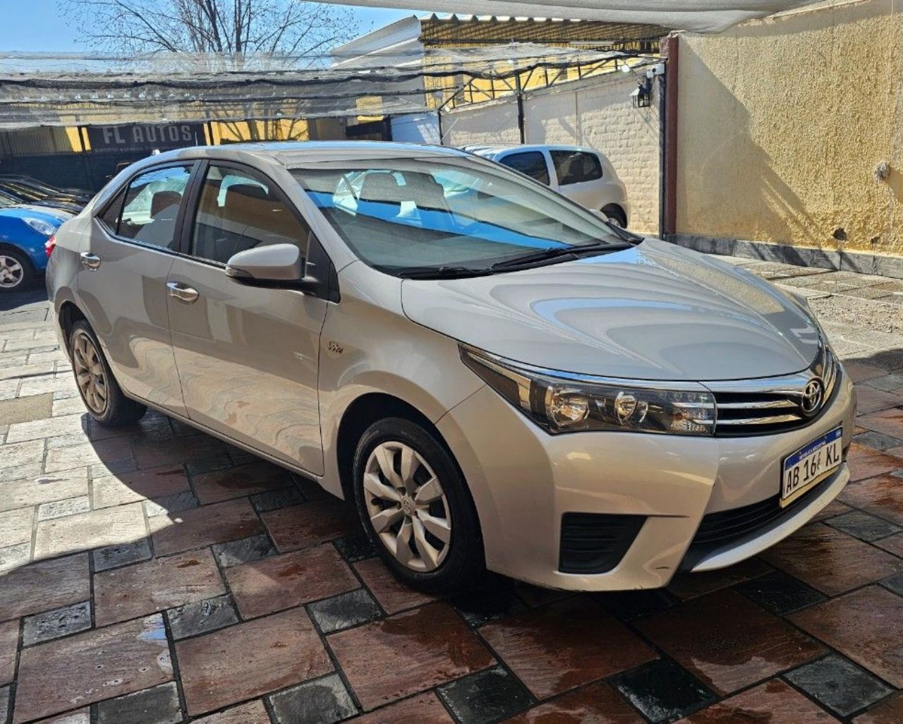 Toyota Corolla Usado en Mendoza, deRuedas