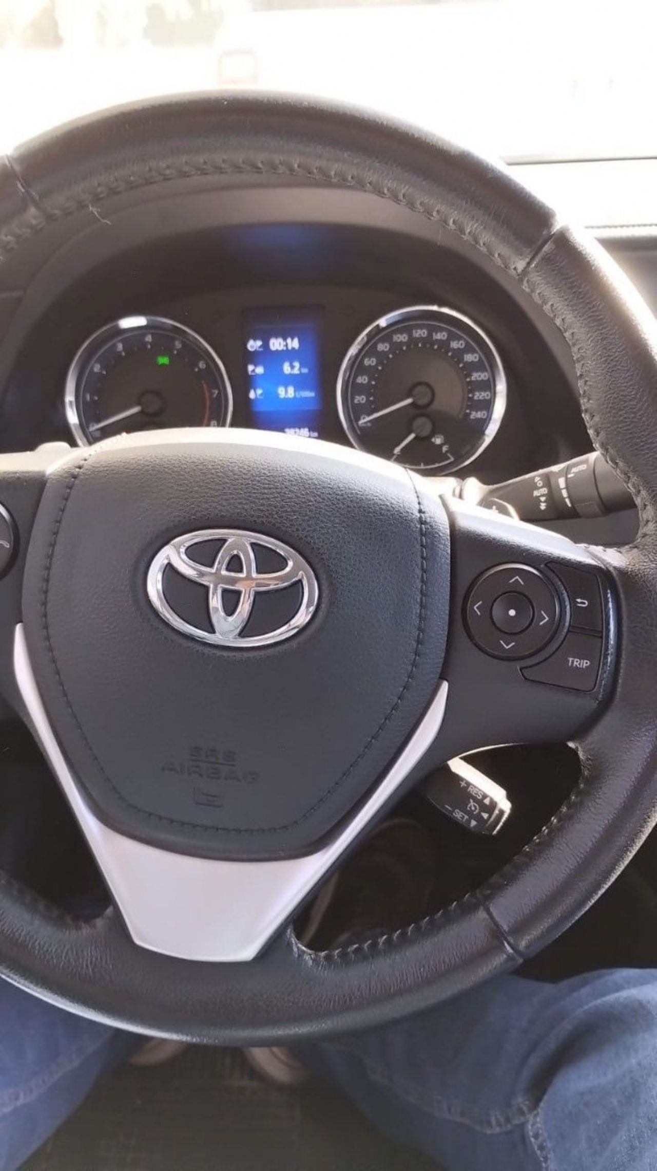 Toyota Corolla Usado en Mendoza, deRuedas