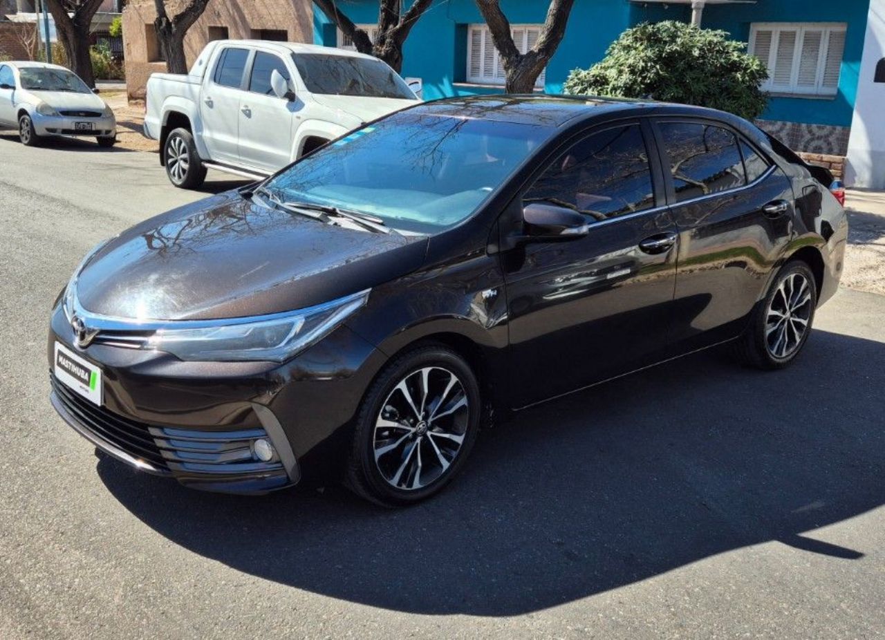 Toyota Corolla Usado Financiado en Mendoza, deRuedas