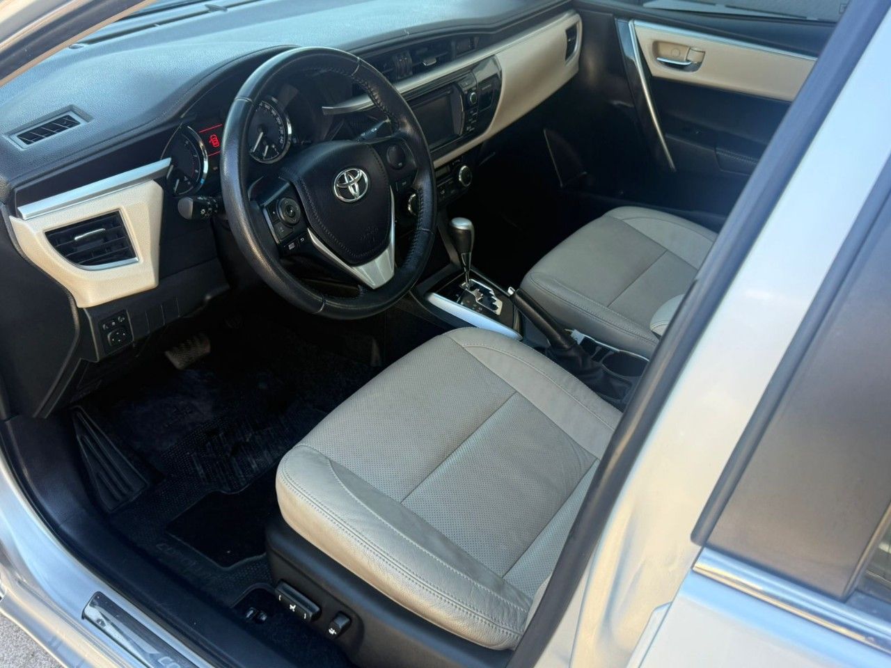 Toyota Corolla Usado en Mendoza, deRuedas