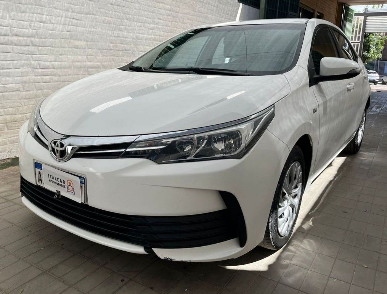 Toyota Corolla Usado en Mendoza, deRuedas
