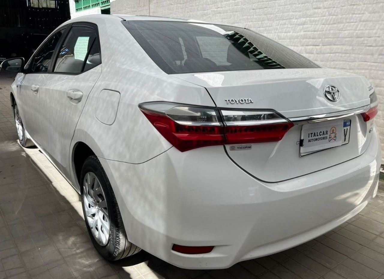 Toyota Corolla Usado en Mendoza, deRuedas