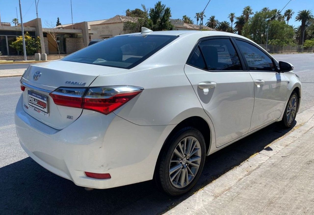 Toyota Corolla Usado en San Juan, deRuedas