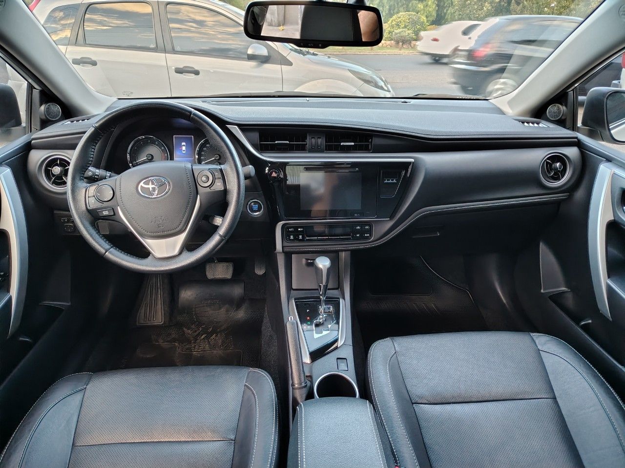 Toyota Corolla Usado Financiado en San Juan, deRuedas