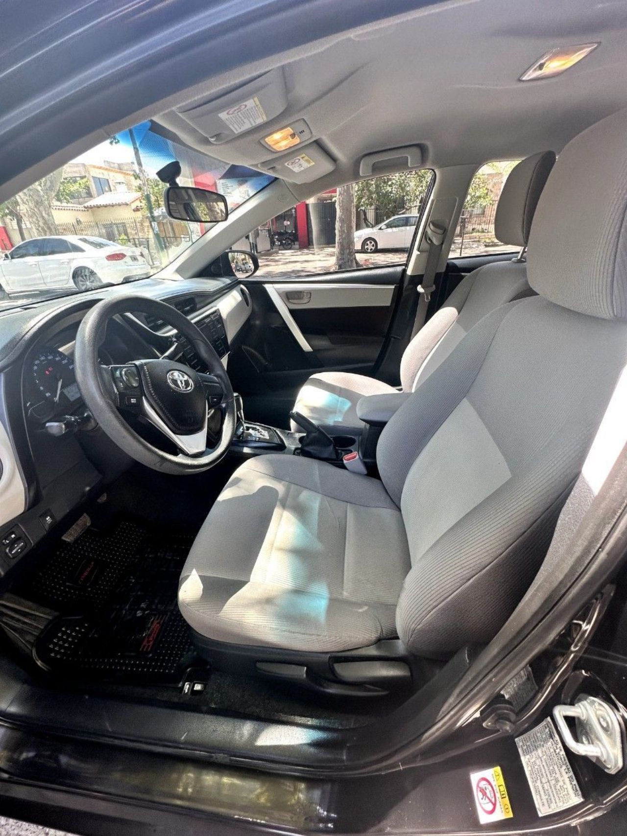 Toyota Corolla Usado en Mendoza, deRuedas