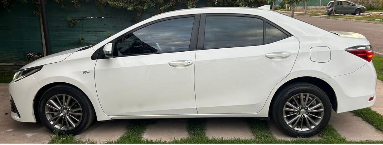 Toyota Corolla Usado en Mendoza, deRuedas