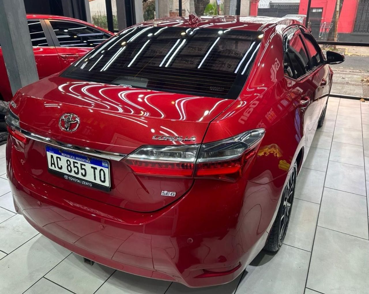 Toyota Corolla Usado en Buenos Aires, deRuedas