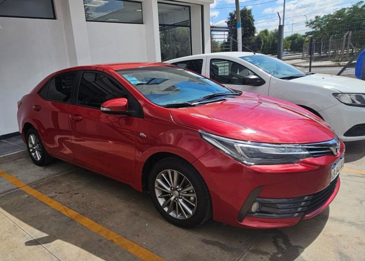 Toyota Corolla Usado en San Juan, deRuedas
