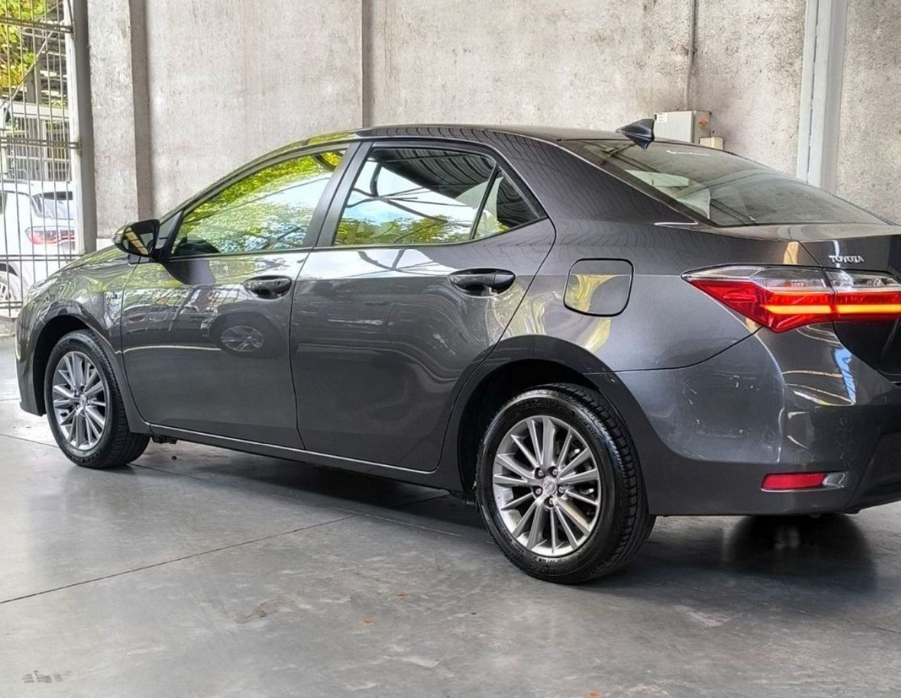 Toyota Corolla Usado en Mendoza, deRuedas