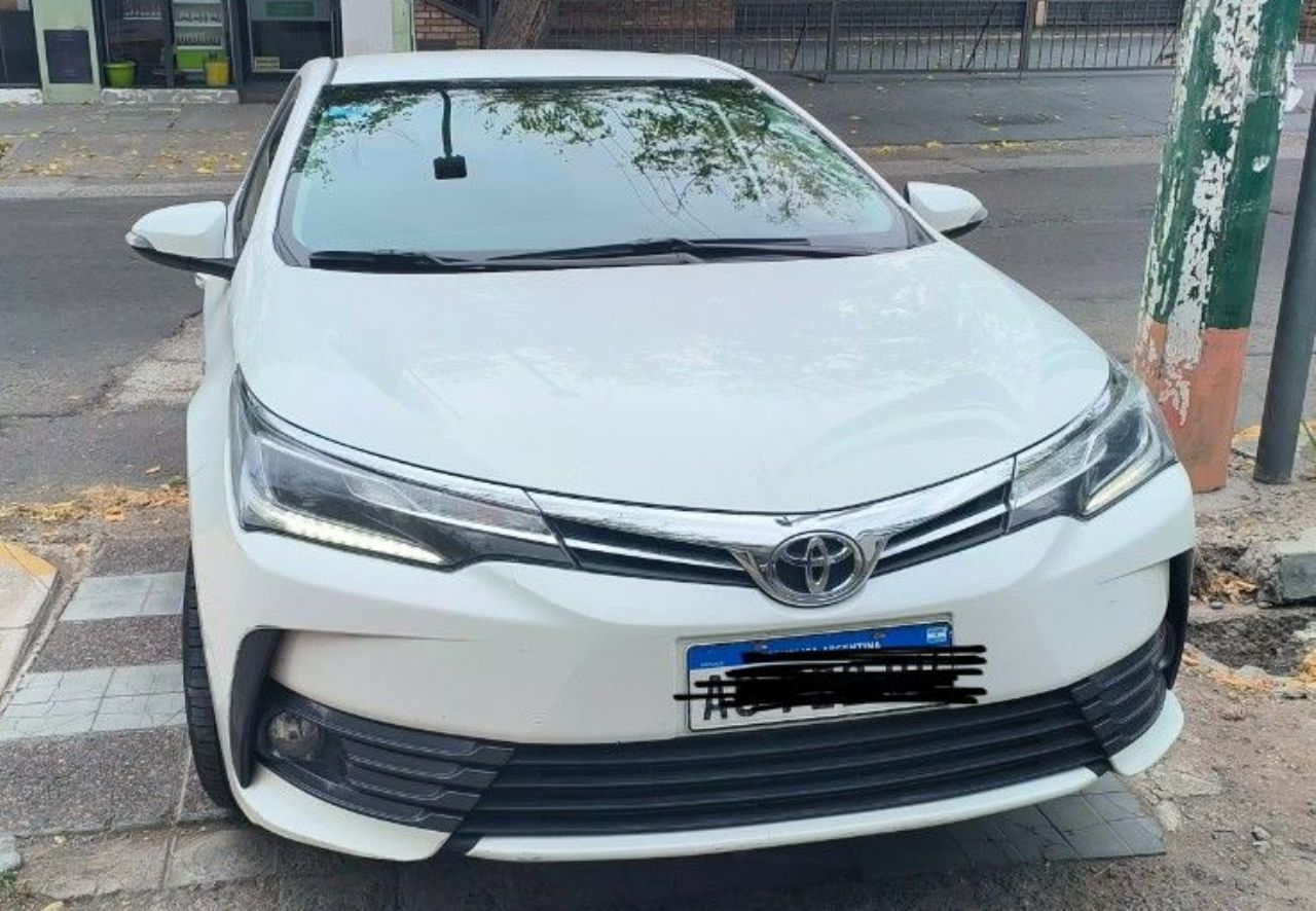 Toyota Corolla Usado en Mendoza, deRuedas