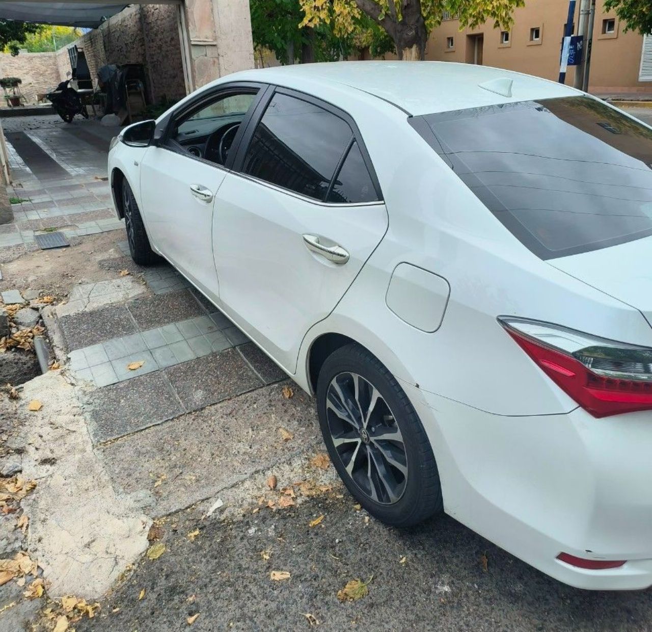 Toyota Corolla Usado en Mendoza, deRuedas
