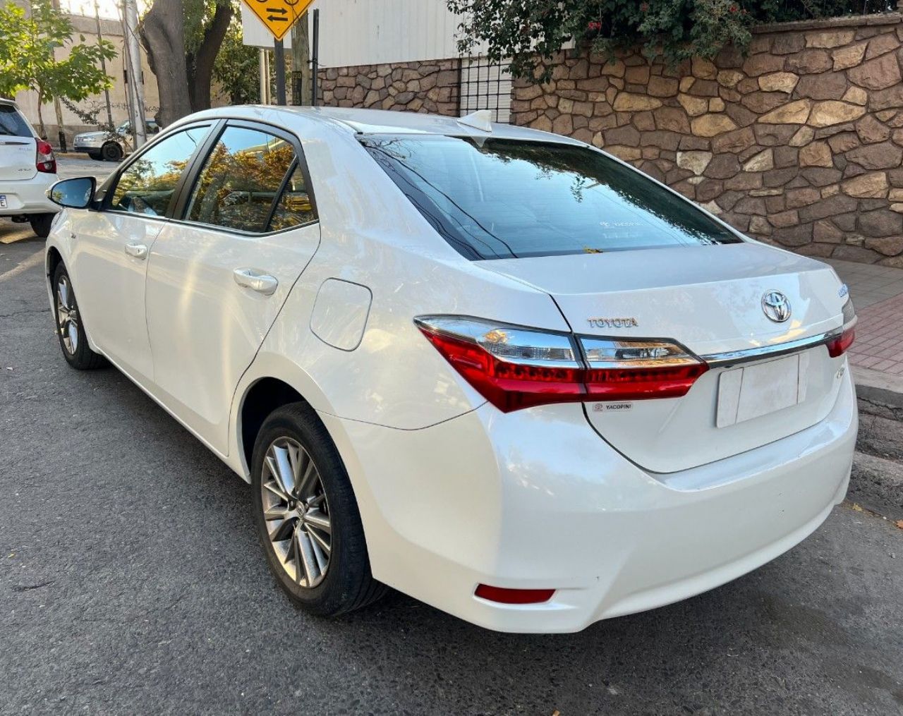 Toyota Corolla Usado Financiado en Mendoza, deRuedas