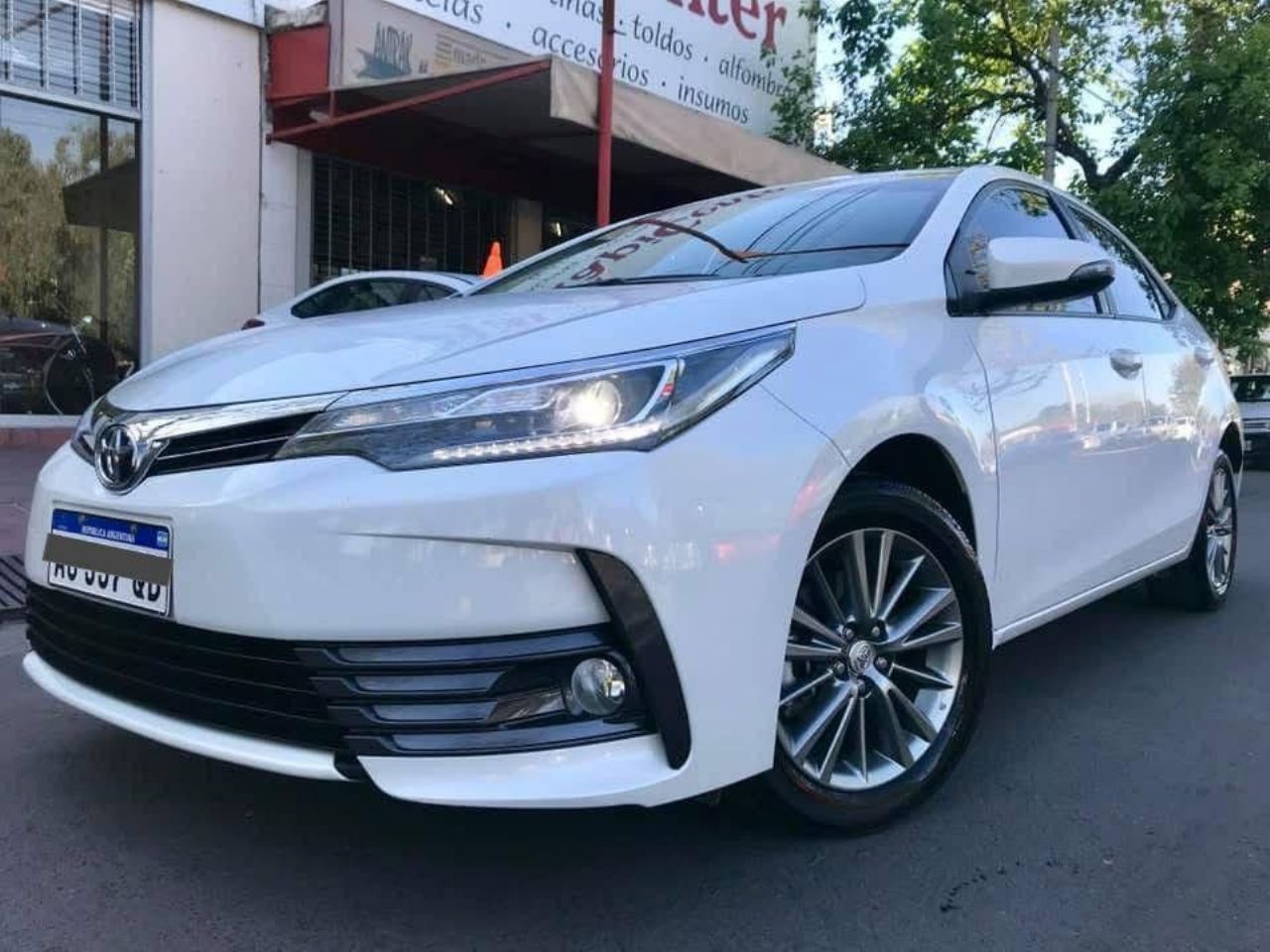 Toyota Corolla Usado en Mendoza, deRuedas