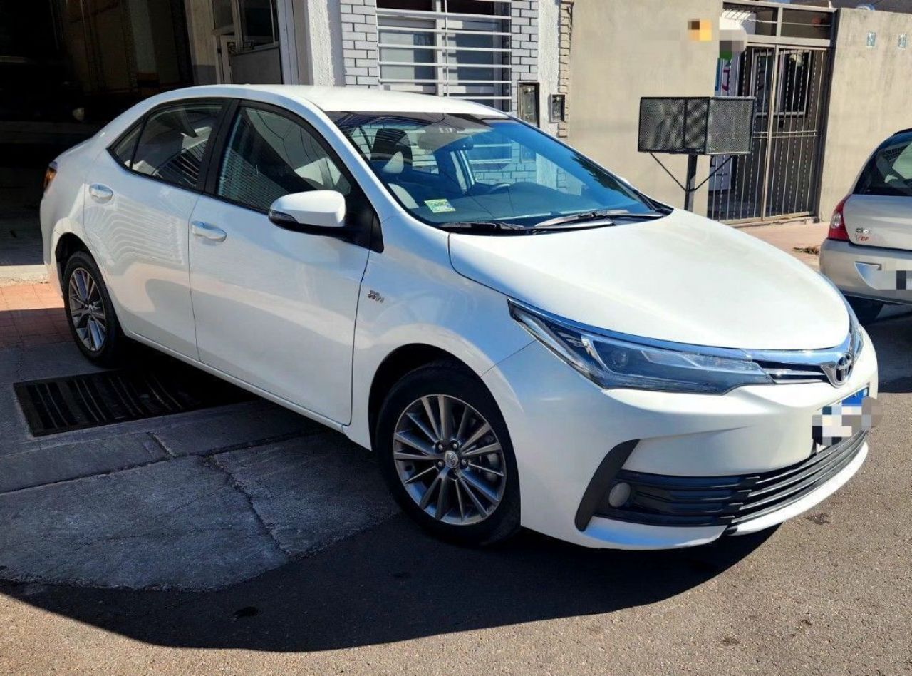 Toyota Corolla Usado Financiado en Mendoza, deRuedas