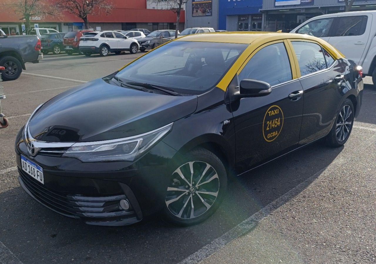 Toyota Corolla Usado en Buenos Aires, deRuedas