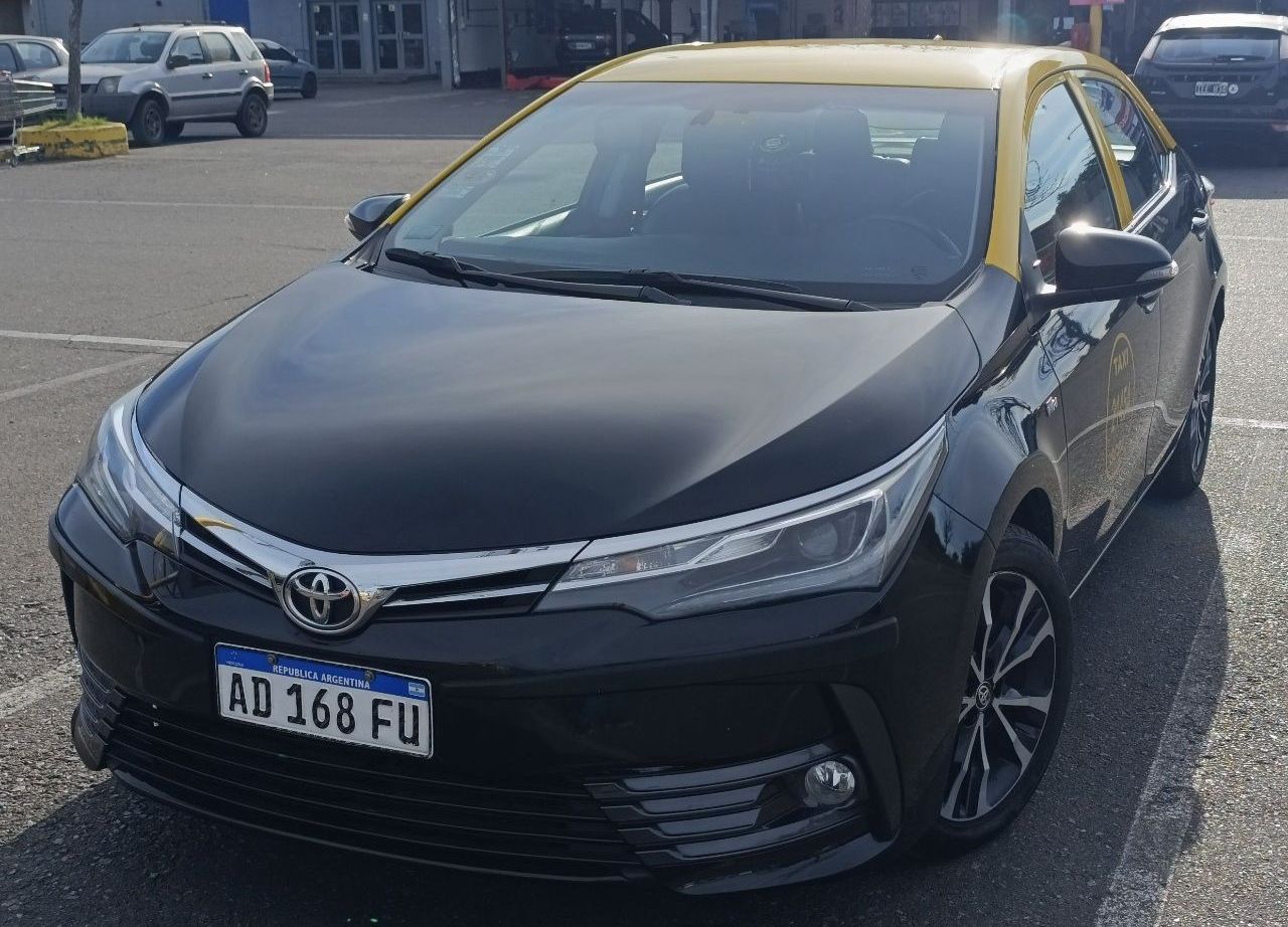 Toyota Corolla Usado en Buenos Aires, deRuedas