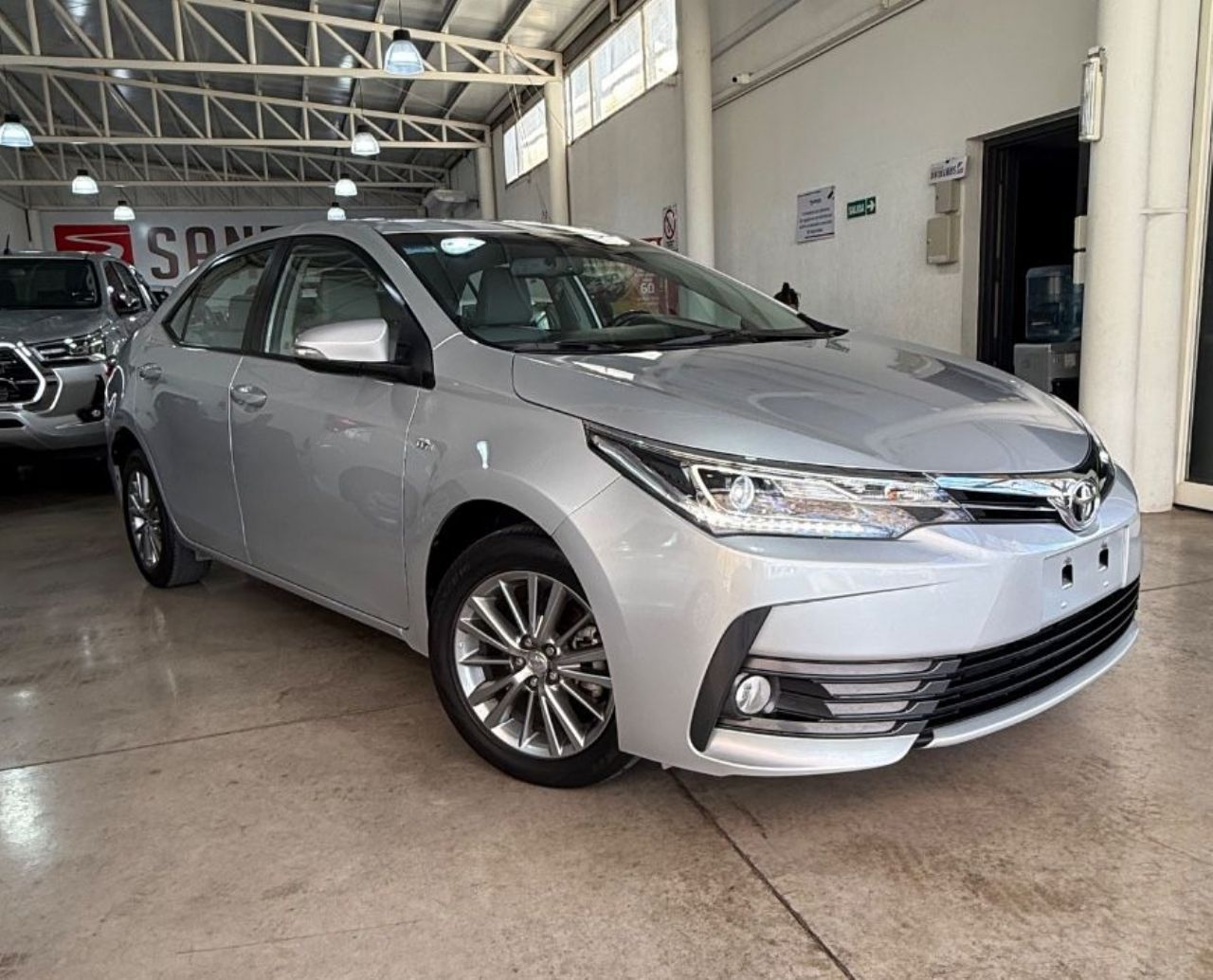 Toyota Corolla Usado Financiado en Mendoza, deRuedas