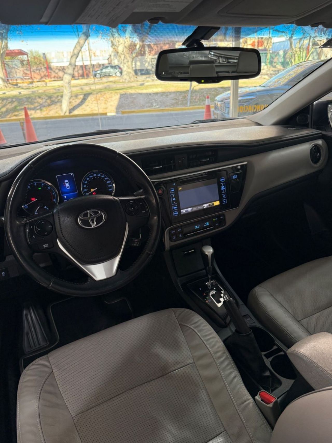 Toyota Corolla Usado Financiado en Mendoza, deRuedas