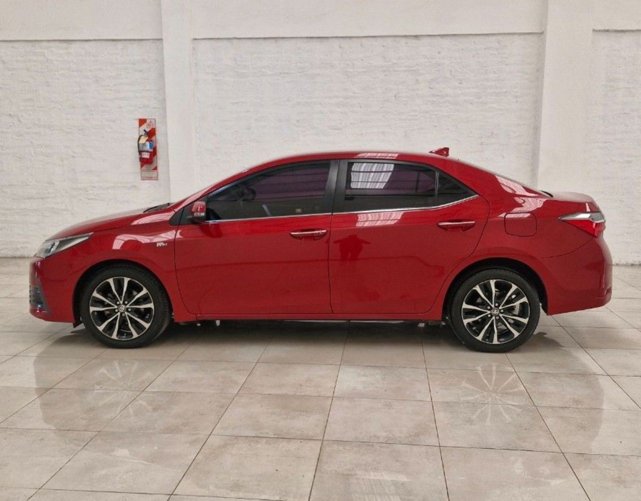 Toyota Corolla Usado Financiado en Mendoza, deRuedas