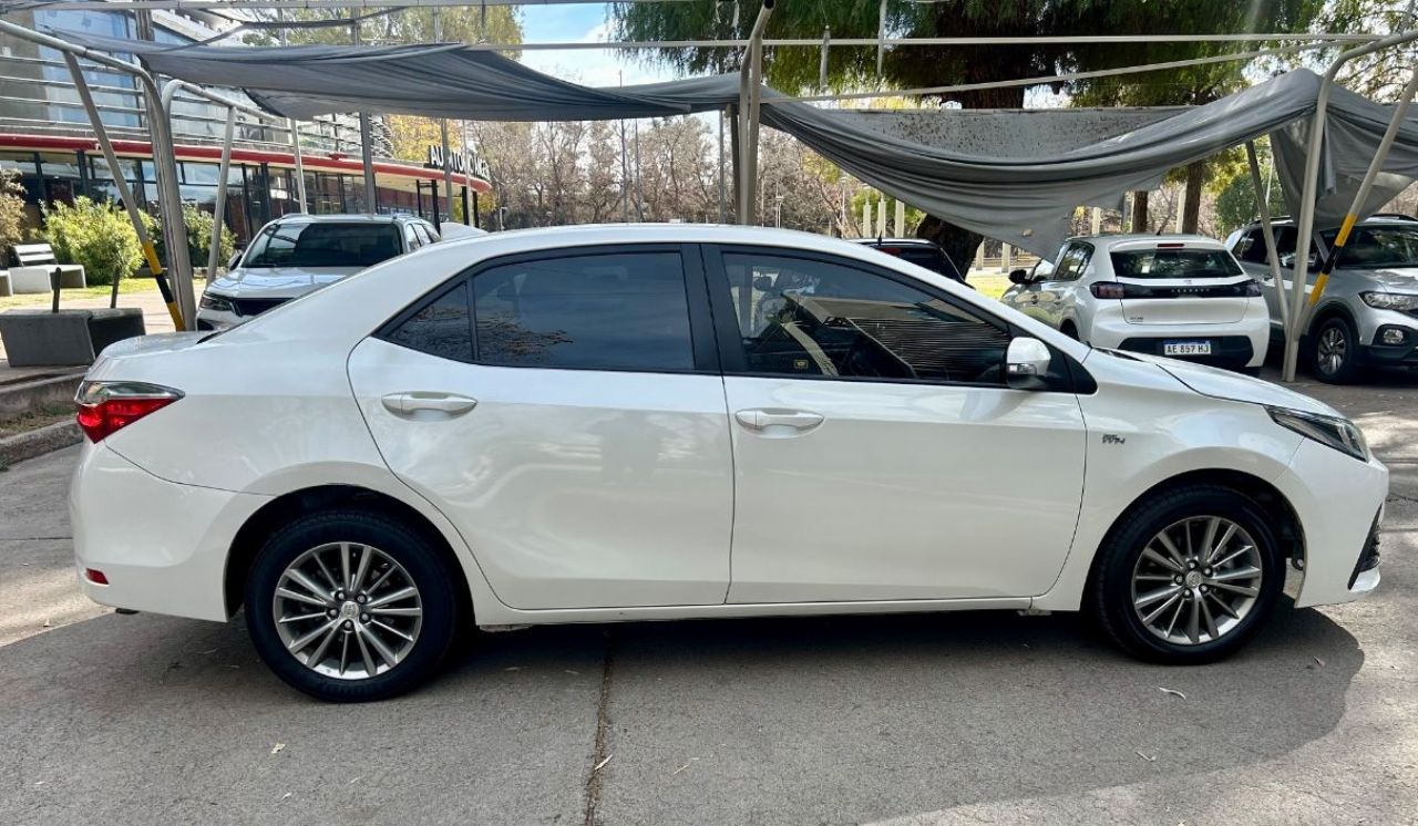 Toyota Corolla Usado en Mendoza, deRuedas
