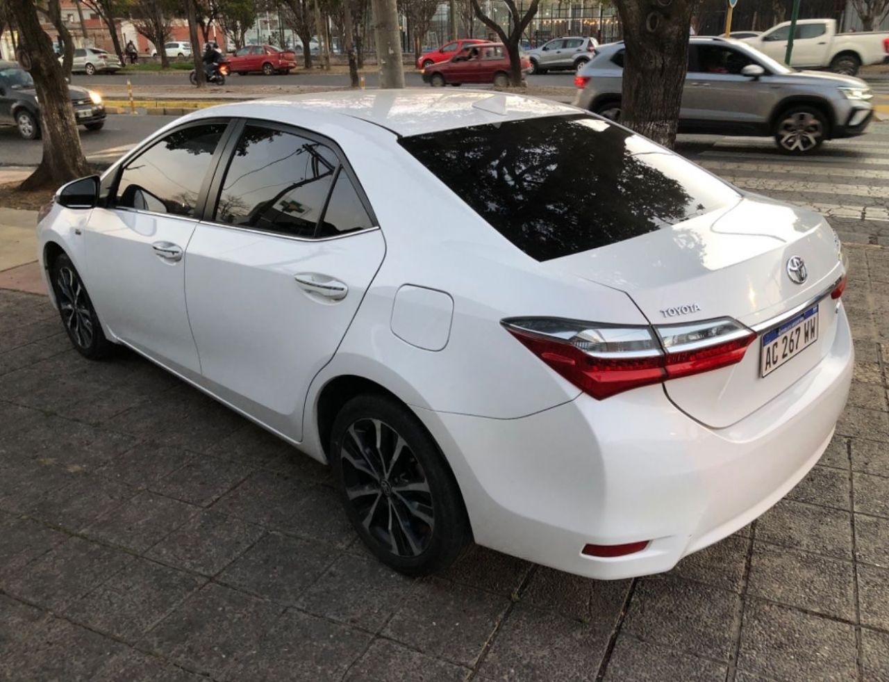 Toyota Corolla Usado en Salta, deRuedas