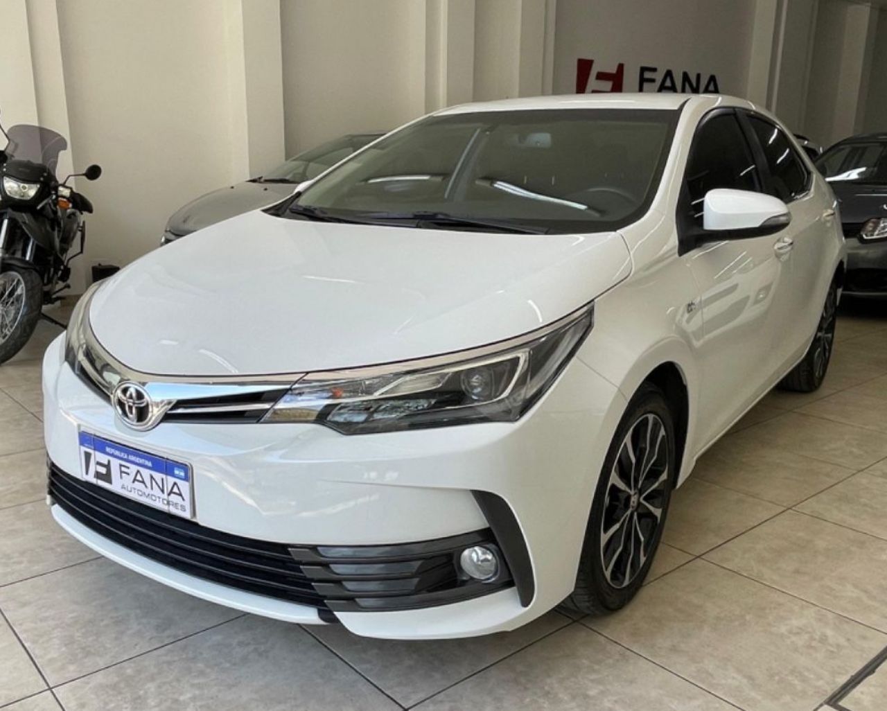 Toyota Corolla Usado Financiado en Mendoza, deRuedas