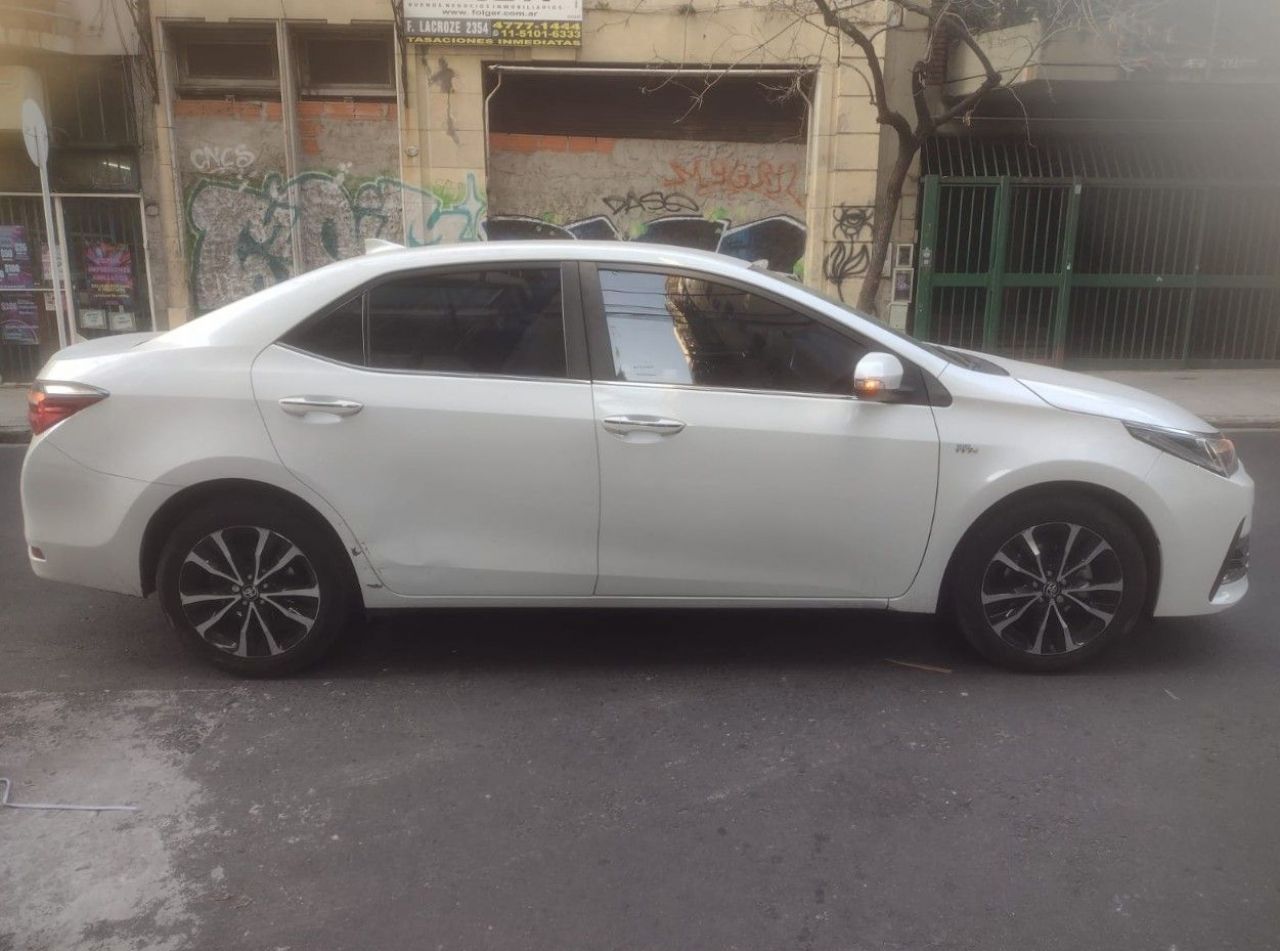 Toyota Corolla Usado Financiado en Buenos Aires, deRuedas